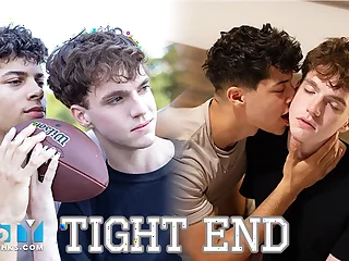 Jordan Haze & friends have a steamy threesome with a big-cocked football player