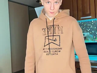 Watch Evgeny Twink's skinny body take a huge cum load after a steamy workout session